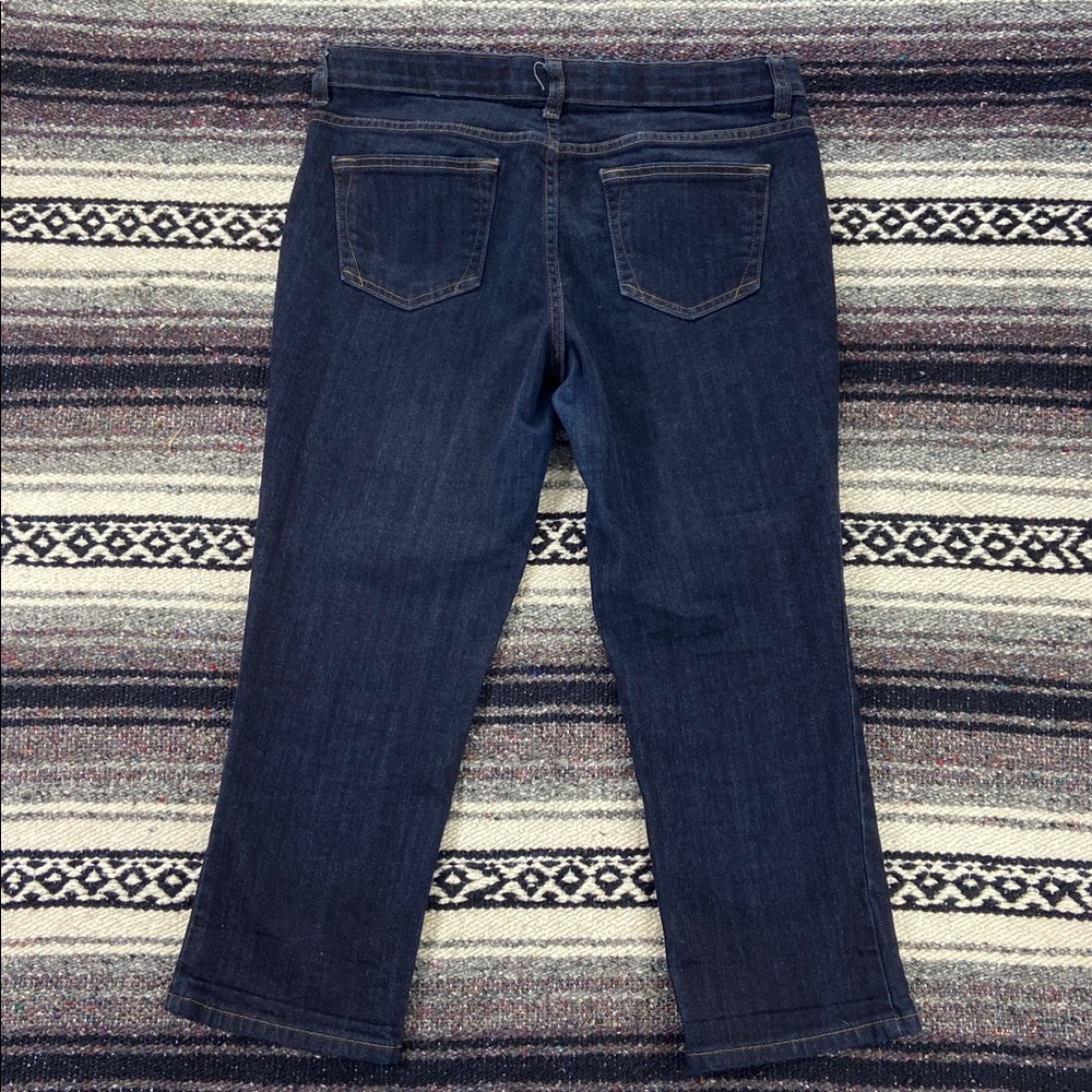3/$12 St. John's Bay Dark Wash Capri Cropped Jeans Stretch Low Rise 10 P 32x21 - Picture 3 of 11